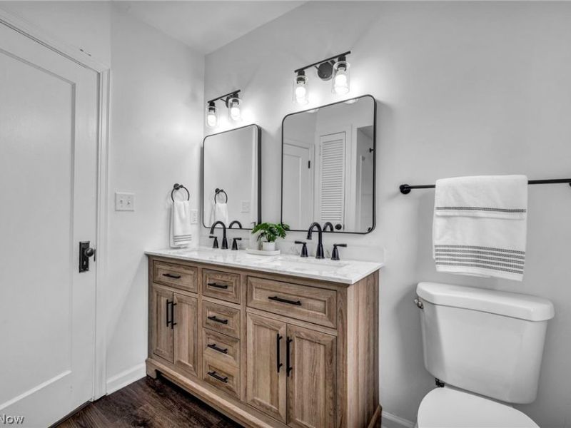 235 Euclid Avenue , Lorain, OH 44052 Photo 12