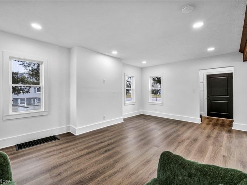 235 Euclid Avenue, Lorain, OH 44052 Photo 24