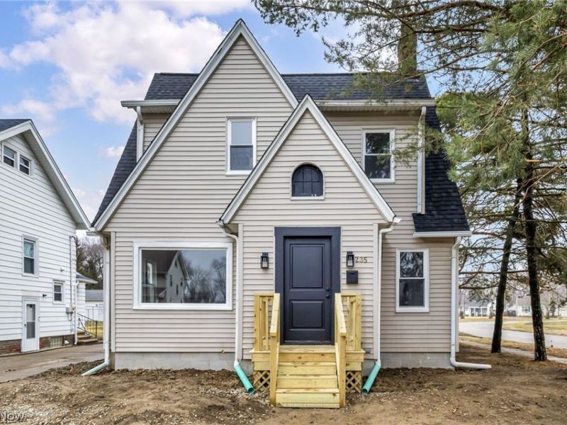 235 Euclid Avenue, Lorain, OH 44052 Photo 4