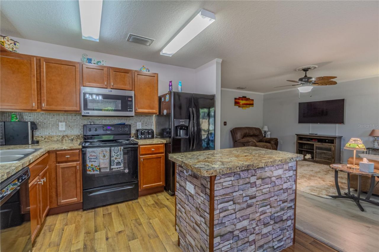 3801 Arborvitae Way , Deland, FL 32724 Photo