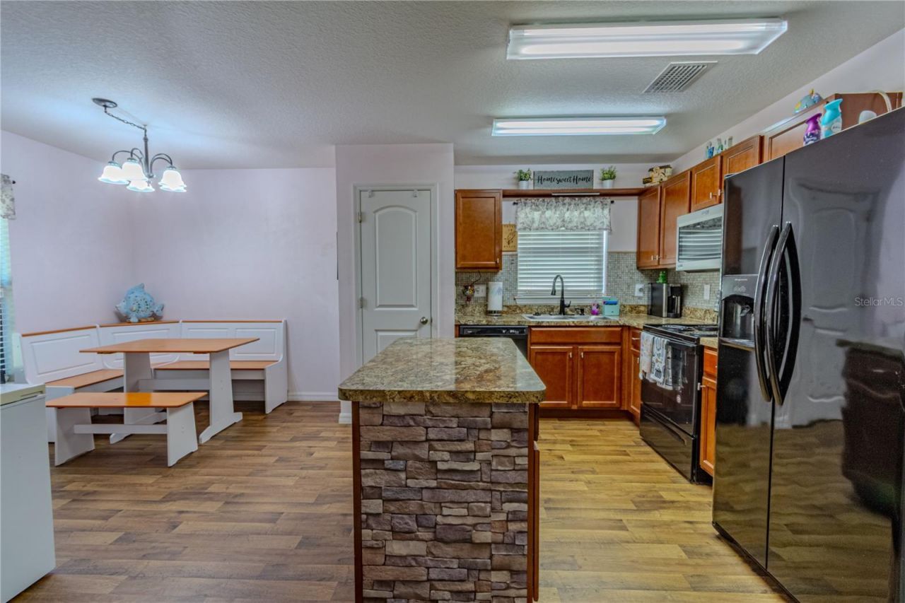 3801 Arborvitae Way , Deland, FL 32724 Photo