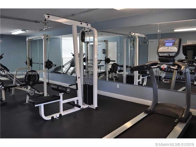 1801 S Treasure Dr, Unit 101, North Bay Village, FL 33141 Photo