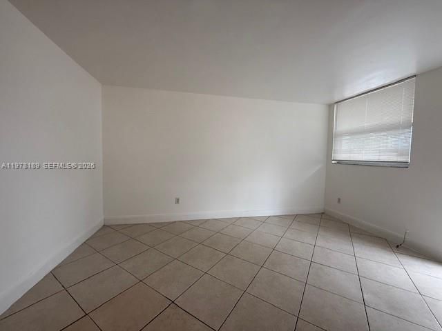 1801 S Treasure Dr, Unit 101, North Bay Village, FL 33141 Photo