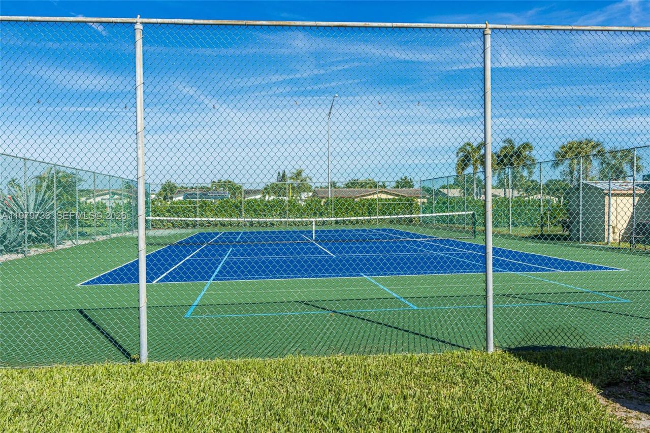 6650 Royal Palm Blvd, Unit 204C, Margate, FL 33063 Photo