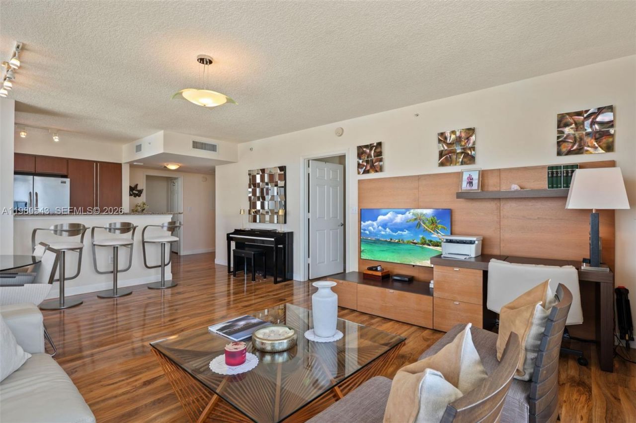 2080 S Ocean Dr, Unit 1402, Hallandale Beach, FL 33009 Photo