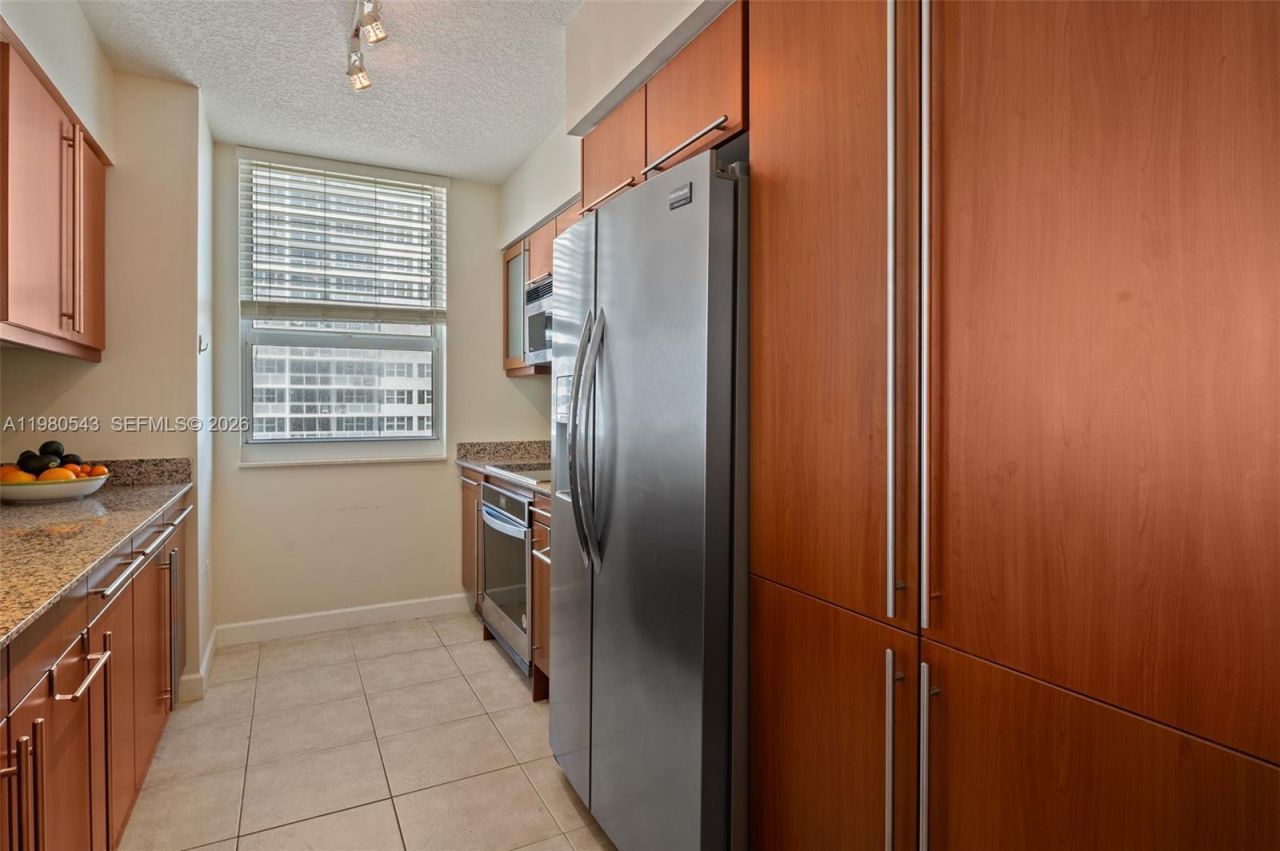 2080 S Ocean Dr, Unit 1402, Hallandale Beach, FL 33009 Photo