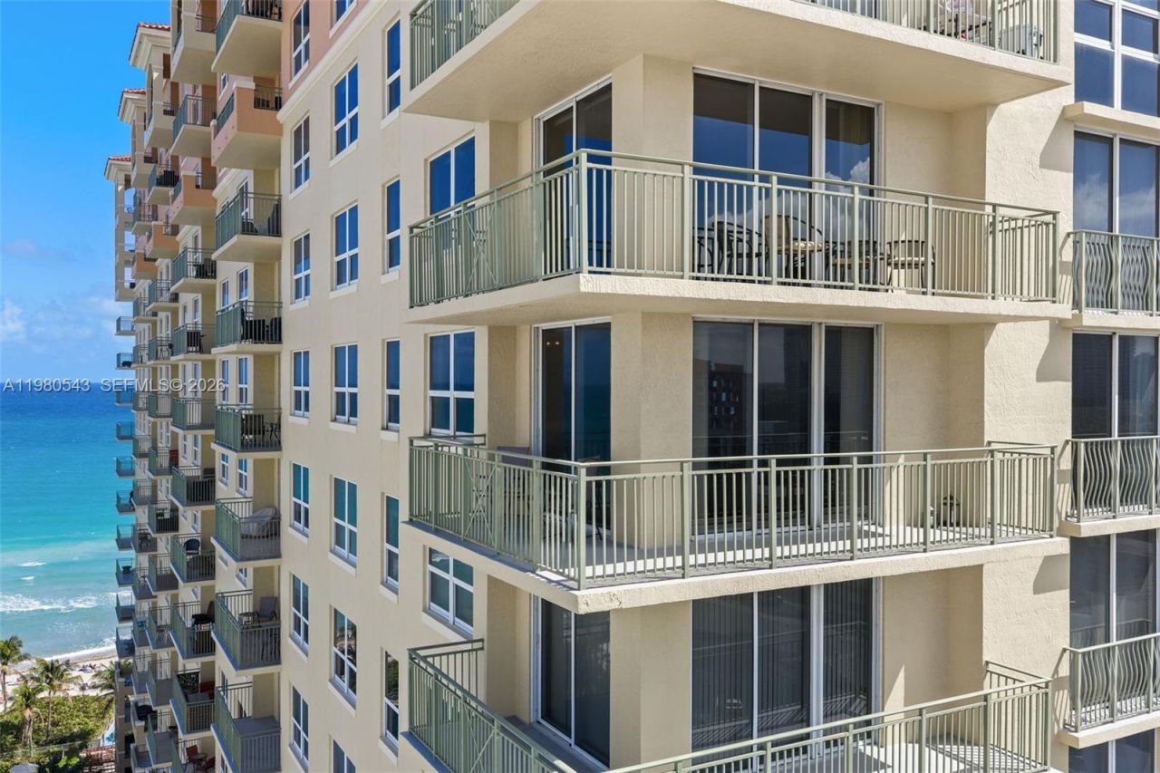 2080 S Ocean Dr, Unit 1402, Hallandale Beach, FL 33009 Photo