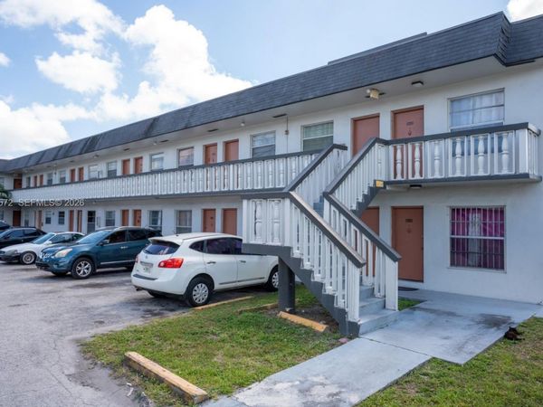 18101 NW 7th Ave , Miami Gardens, FL 33169