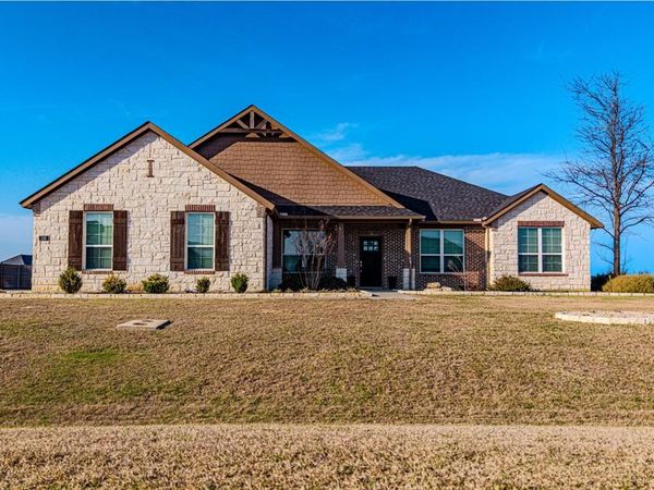 150 Oak Grove Drive, Rhome, TX 76078