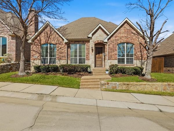 2605 Lady Viviane Lane, Lewisville, TX 75056