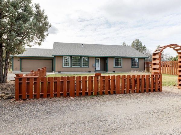 12592 SW Wheatgrass Road, Terrebonne, OR 97760