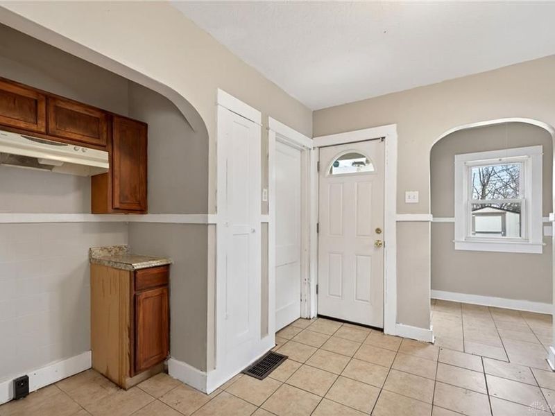 214 Geneva Road, Dayton, OH 45417 Photo 12