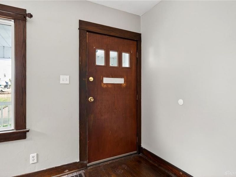 214 Geneva Road, Dayton, OH 45417 Photo 4