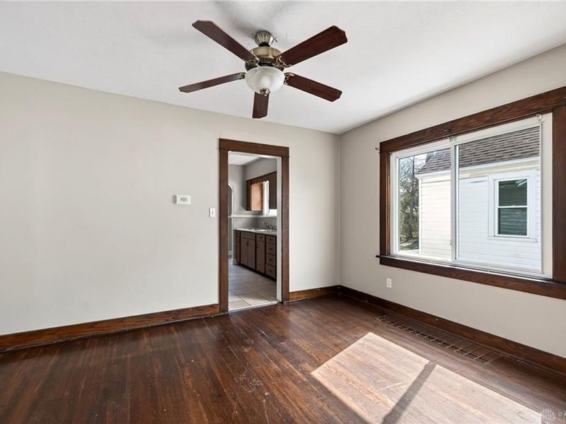 214 Geneva Road, Dayton, OH 45417 Photo 9