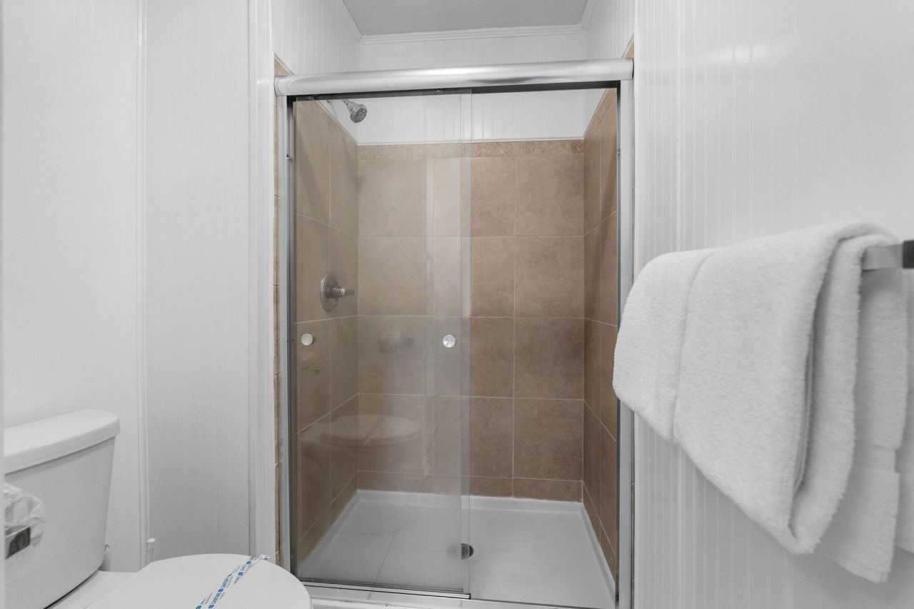 1020 S Ocean Blvd. Photo 41