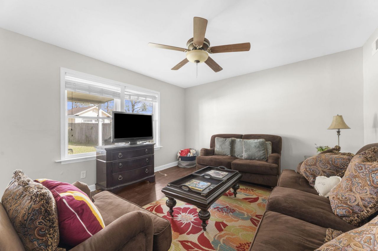 411 Indian Drive Photo 21