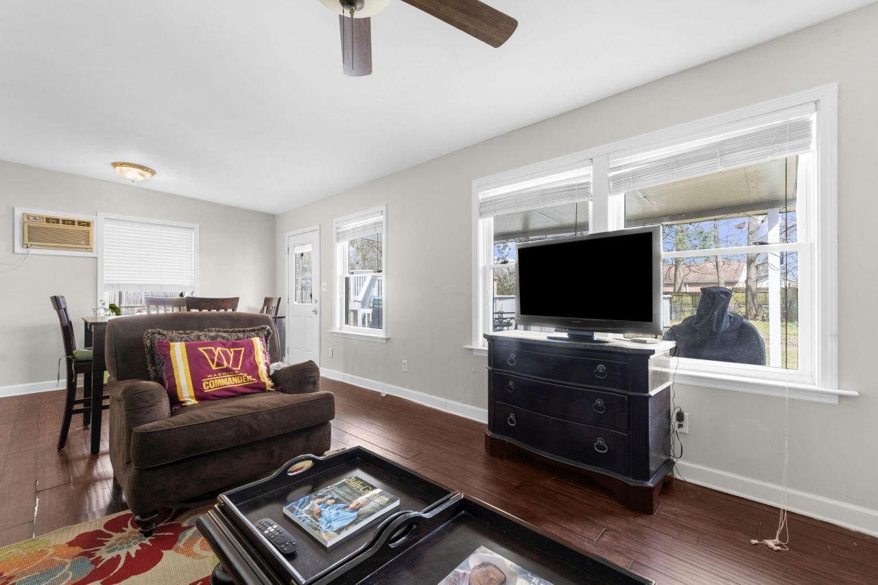 411 Indian Drive Photo 24