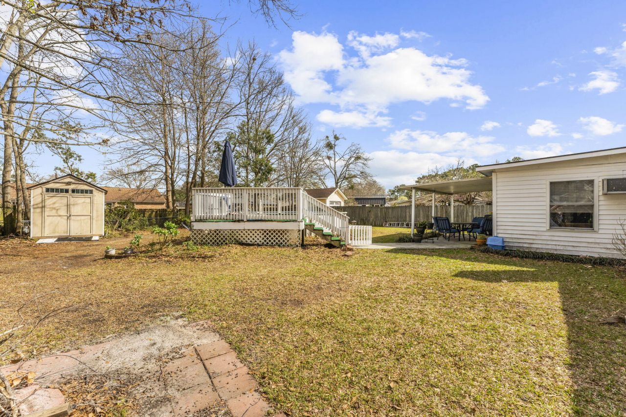 411 Indian Drive Photo 30