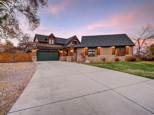202 Rockledge Court, Manitou Springs, CO 80829