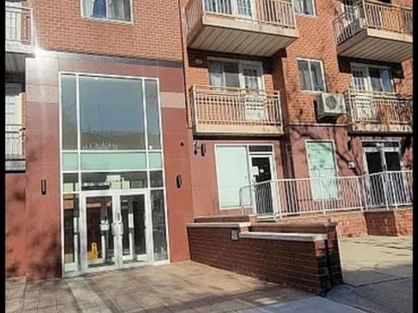 64-73 Austin Street , Unit 4C, Rego Park, NY 11374