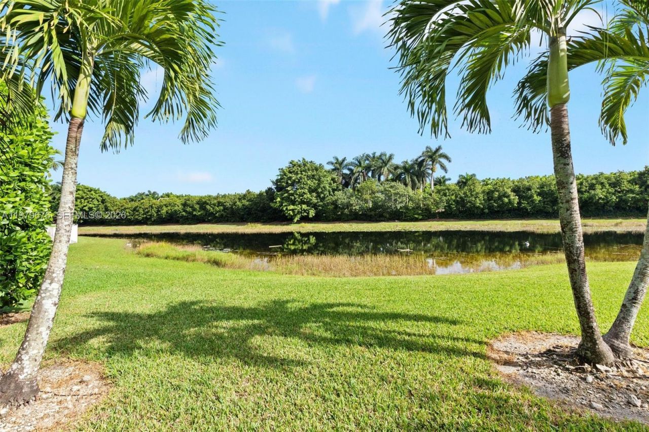 1533 Cardinal Way , Weston, FL 33327 Photo