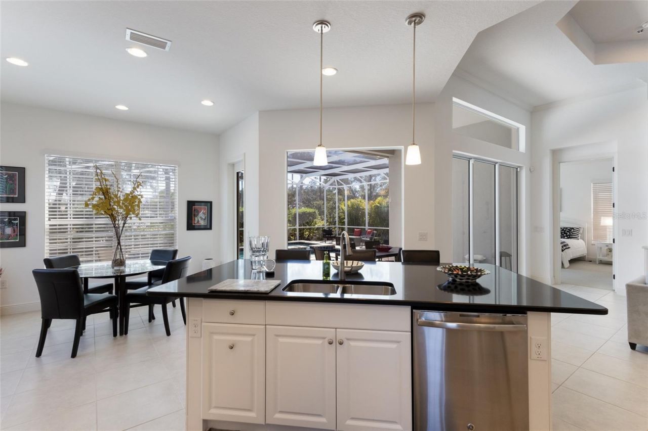 6748 Curzon Terrace, University Park, FL 34201 Photo