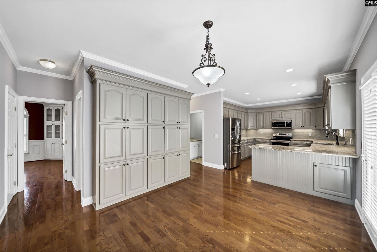 104 Inverness Drive  Photo 10