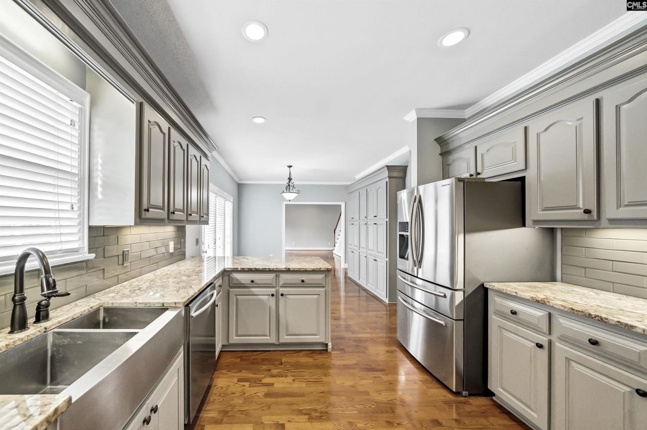 104 Inverness Drive  Photo 15