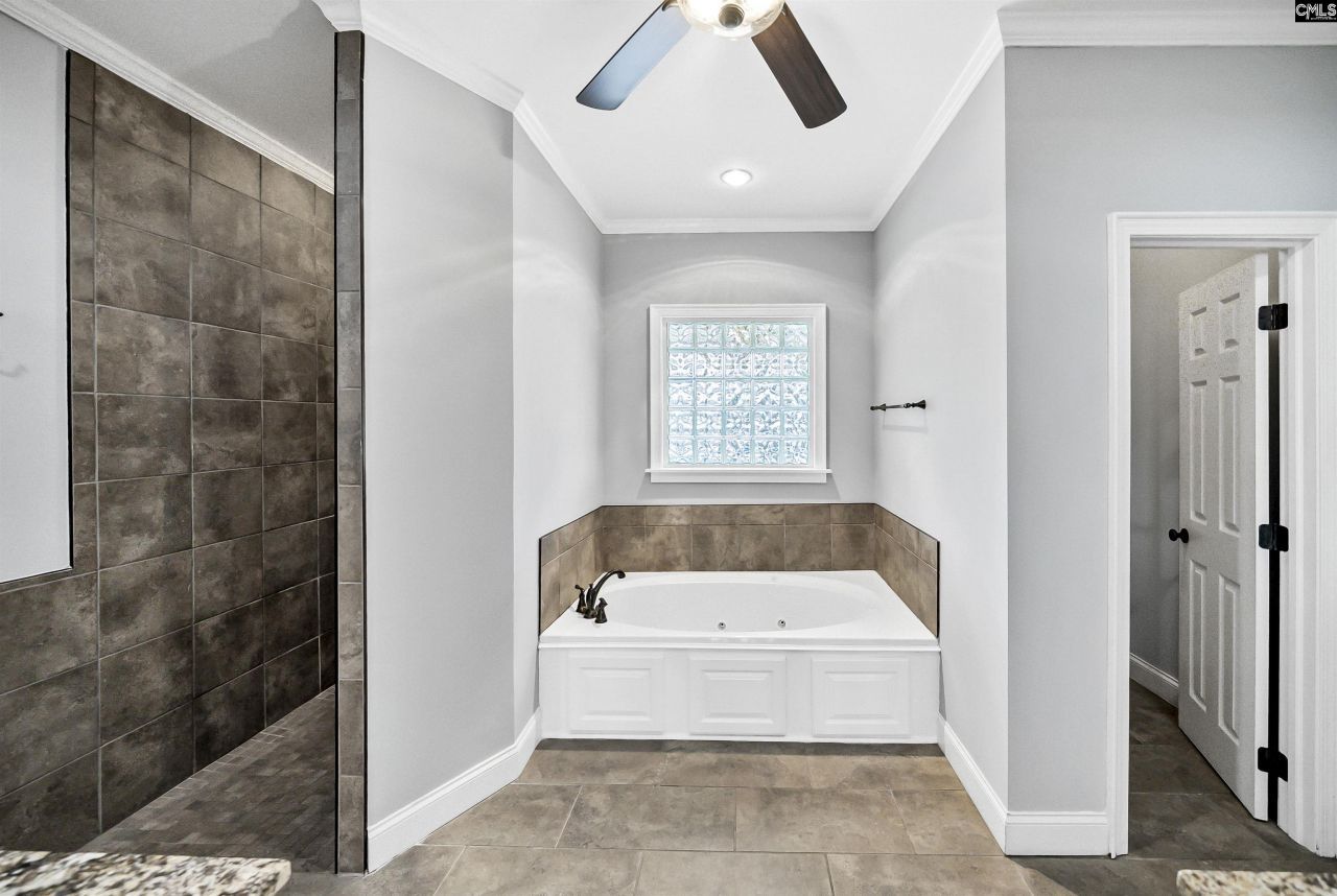 104 Inverness Drive  Photo 18