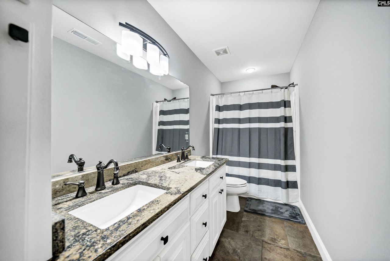 104 Inverness Drive  Photo 29