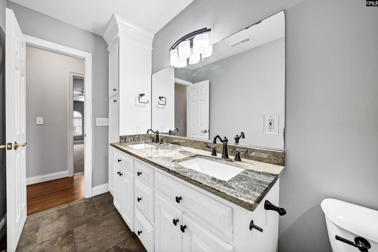 104 Inverness Drive  Photo 30