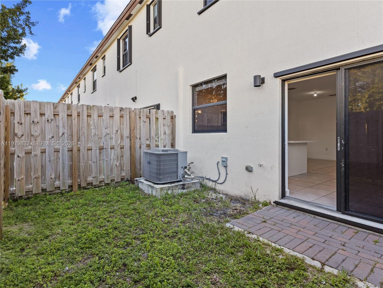 21089 NE 8th Ave, Miami, FL 33179 Photo