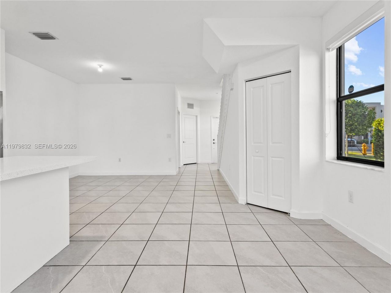 21089 NE 8th Ave, Miami, FL 33179 Photo