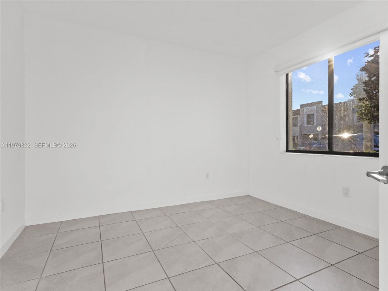 21089 NE 8th Ave, Miami, FL 33179 Photo