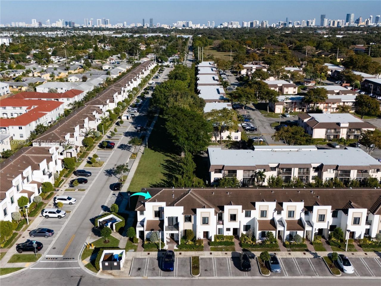 21089 NE 8th Ave, Miami, FL 33179 Photo