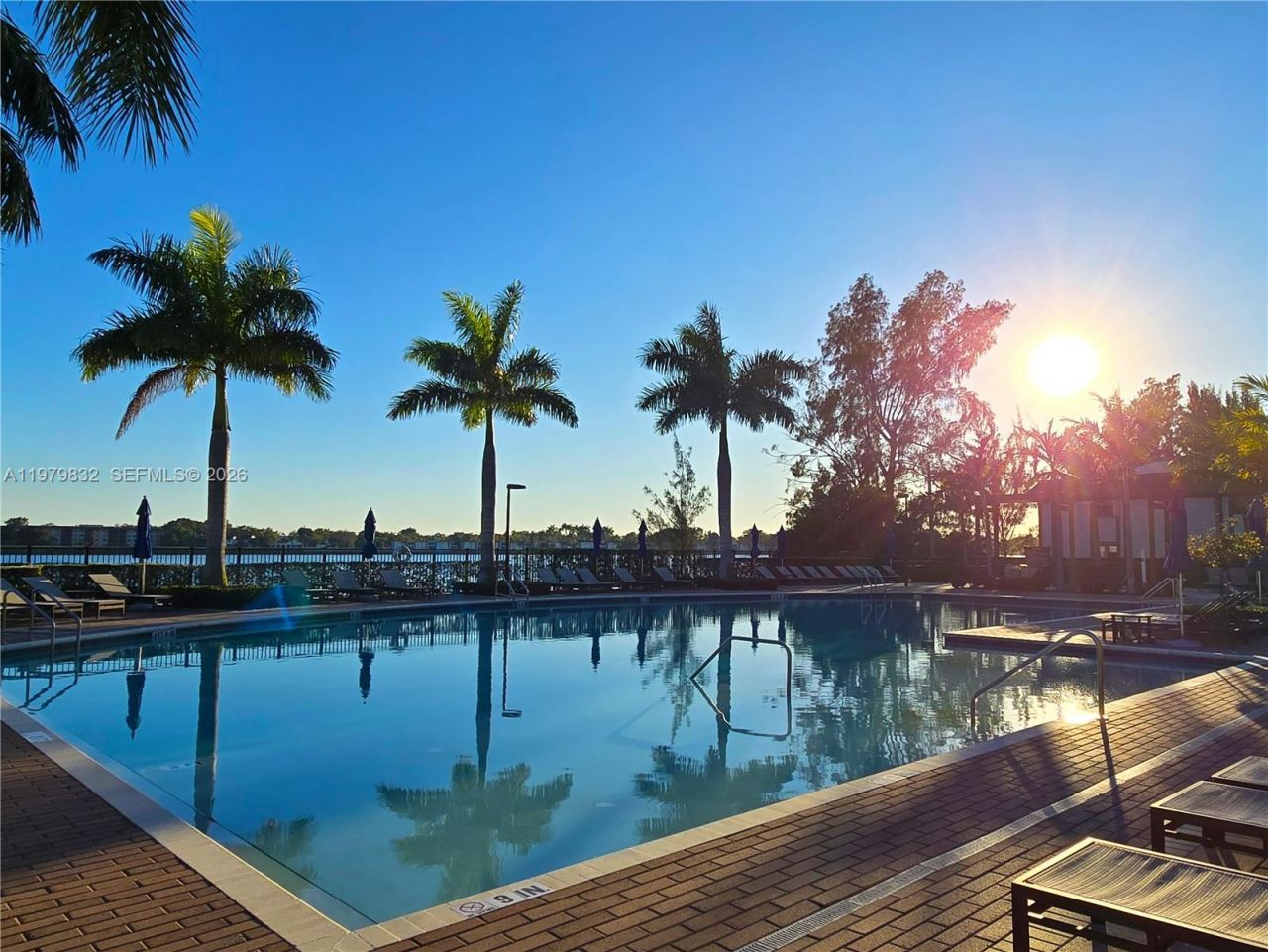 21089 NE 8th Ave, Miami, FL 33179 Photo