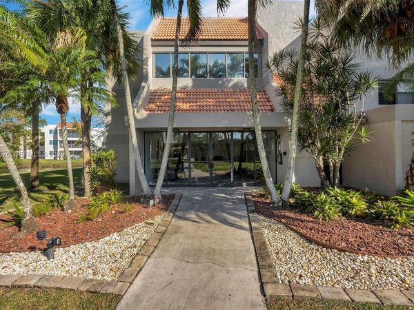 230 Lakeview Dr , Unit 206, Weston, FL 33326