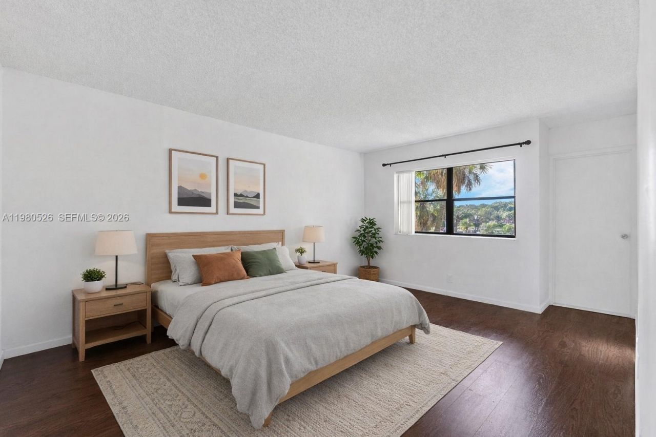 230 Lakeview Dr , Unit 206, Weston, FL 33326 Photo