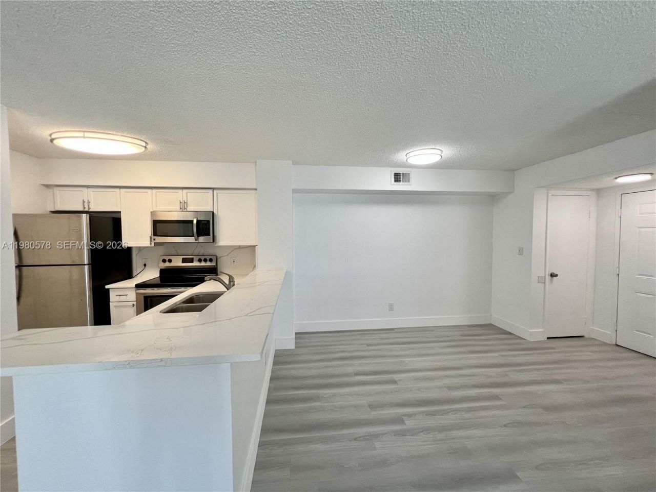 640 S Park Rd, Unit 12-4, Hollywood, FL 33021 Photo