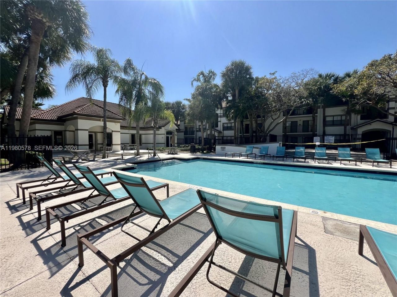 640 S Park Rd, Unit 12-4, Hollywood, FL 33021 Photo