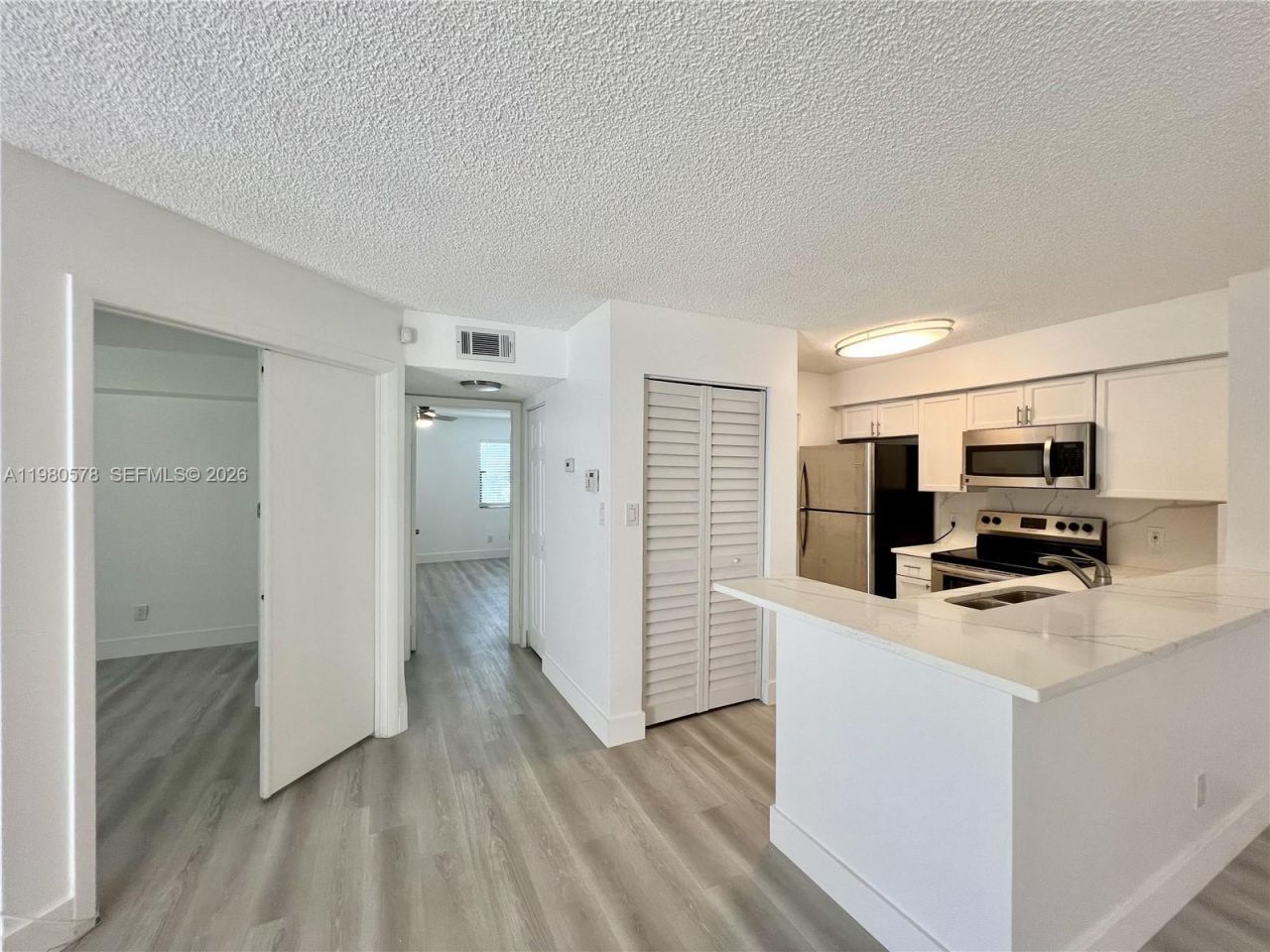 640 S Park Rd, Unit 12-4, Hollywood, FL 33021 Photo