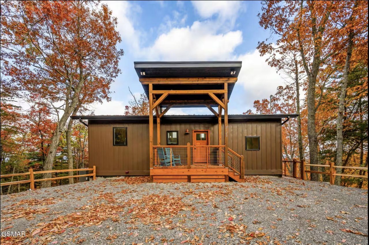 2120 Walnut Court, Sevierville, TN 37876 Main Photo