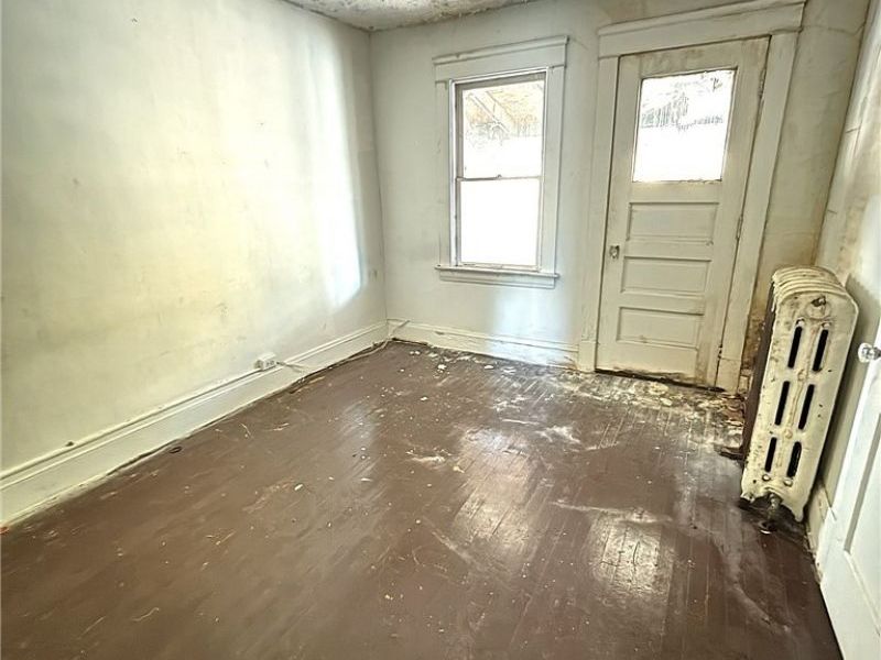 4225 E 128th Street , Cleveland, OH 44105 Photo 8