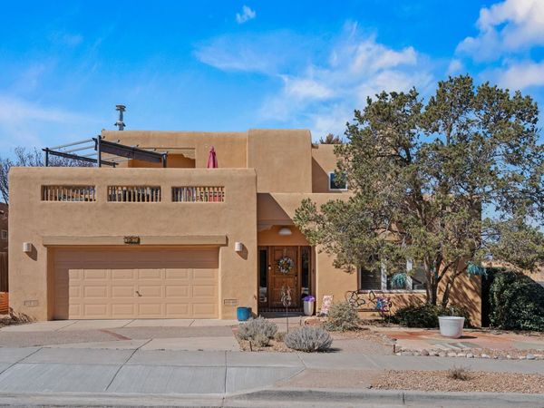 3208 Nizhoni Drive, Santa Fe, NM 87507