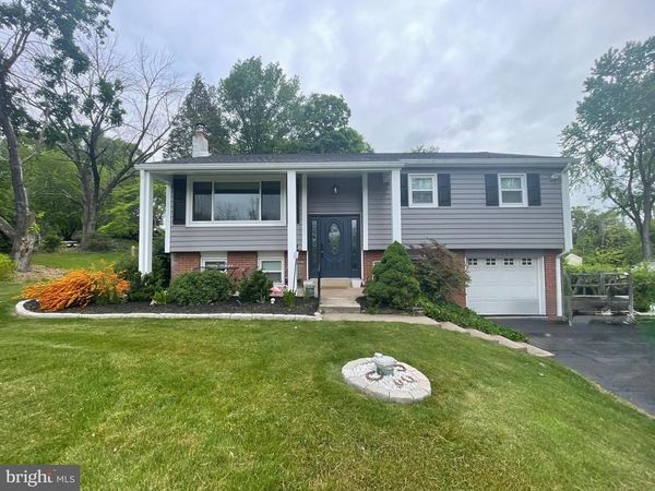 1669 BRIARWOOD LANE, POTTSTOWN, PA 19464