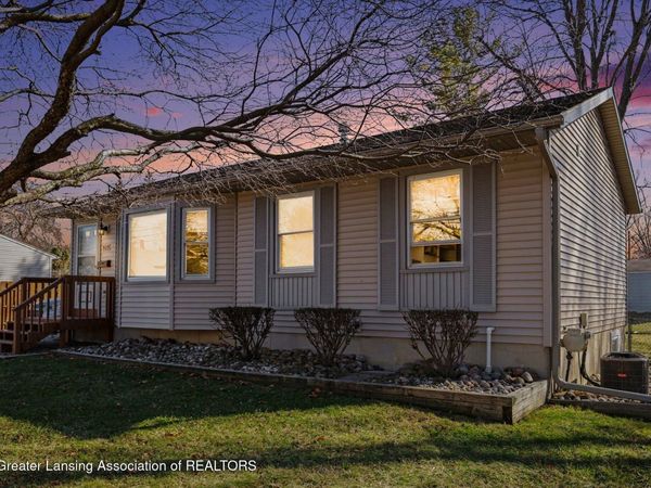 509 W Gibbs Street, St. Johns, MI 48879