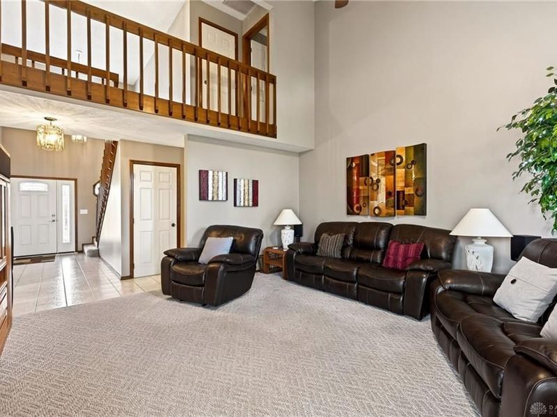 8767 Deer Valley Drive, Dayton, OH 45424 Photo 17