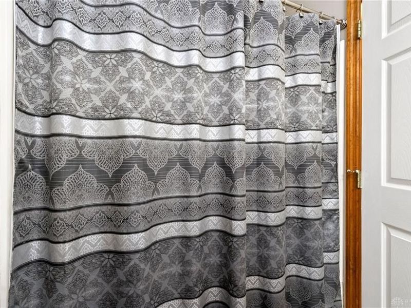 8767 Deer Valley Drive, Dayton, OH 45424 Photo 21