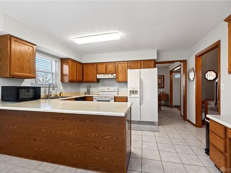 8767 Deer Valley Drive, Dayton, OH 45424 Photo 29