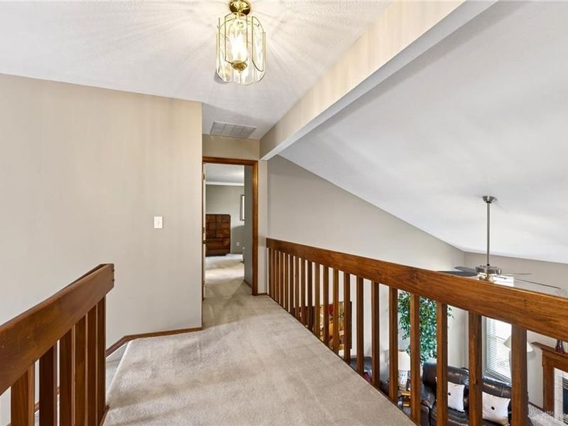 8767 Deer Valley Drive, Dayton, OH 45424 Photo 31